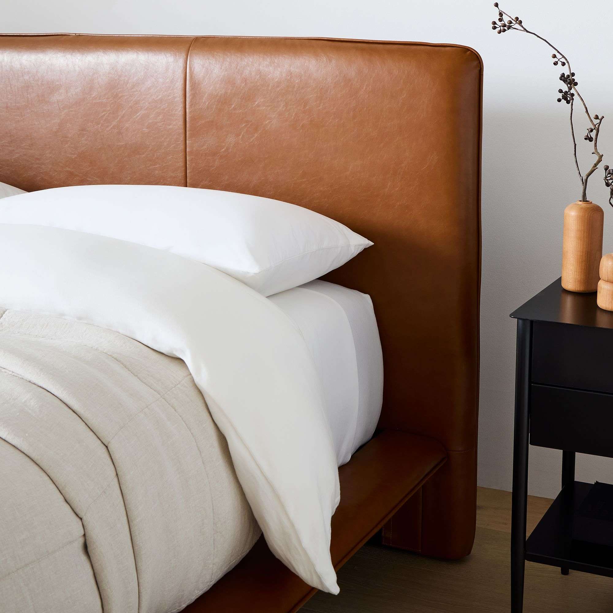 slope-vegan-leather-bed-xl-1.jpg slope-vegan-leather-bed-xl-1.jpg